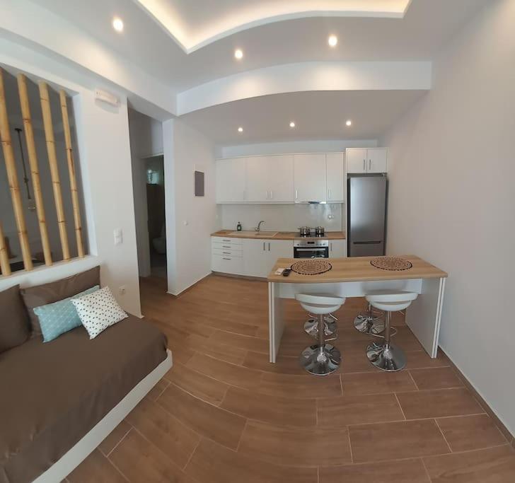 Deja Vu Ευχάριστο Σπίτι Στο Κέντρο Του Νησιού Ίου Apartman Íosz Kültér fotó