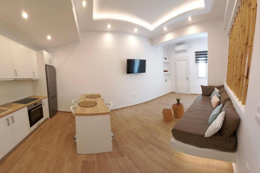 Deja Vu Ευχάριστο Σπίτι Στο Κέντρο Του Νησιού Ίου Apartman Íosz Kültér fotó